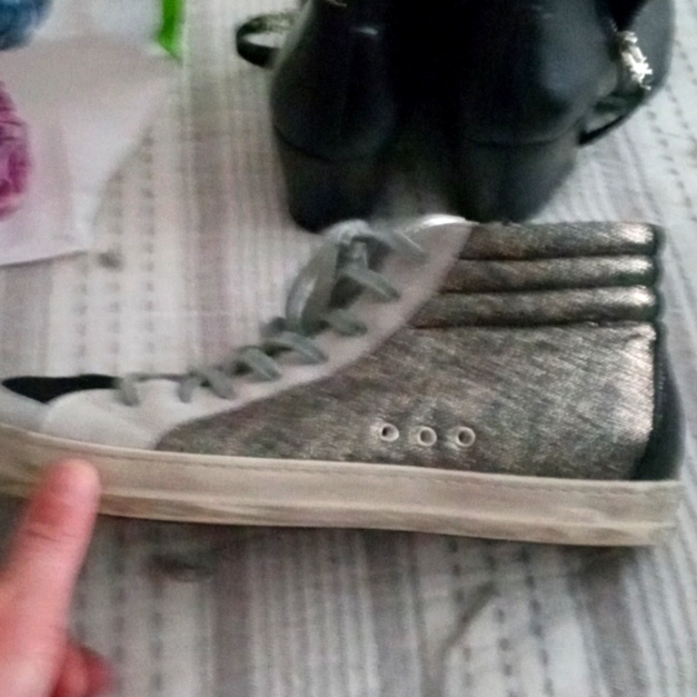 P448 Skate-w hightops